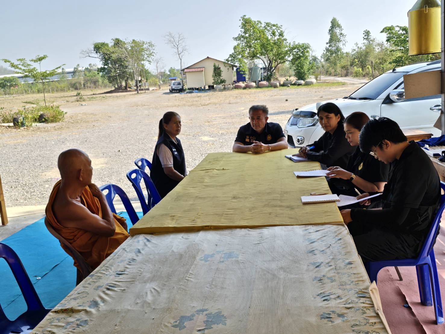 title - ปฏิรูปที่ดินจังหวัดเพชรบุรี พร้อมด้วยเจ้าหน้าที่ ส.ป.ก.เพชรบุรี ลงพื้นที่รวบรวมข้อมูลประกอบการพิจารณาของคณะกรรมการปฏิรูปที่ดินจังหวัดเพชรบุรี (คปจ.เพชรบุรี) กรณีหน่วยงานรัฐ ขออนุญาตใช้ที่ดินในเขตปฏิรูปที่ดินเพื่อกิจการสาธารณูปโภค